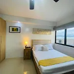 1237 Luxury Studio Unit Good For 4 Person