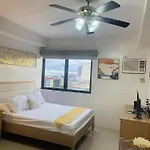 1237 Luxury Studio Unit Good For 4 Person