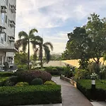 Bed In Share Apartment Avida Towers Cebu It Park