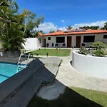 Parrot Resort Moalboal