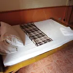 Yooneek Beach Resort