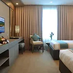 Maayo Hotel