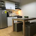Cozy 922 At Tower One