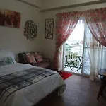 Benj Comfy Condo - Studio Unit With Car Park