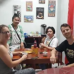 B Hive Homestay