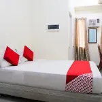 Oyo 442 Ipark Hotel