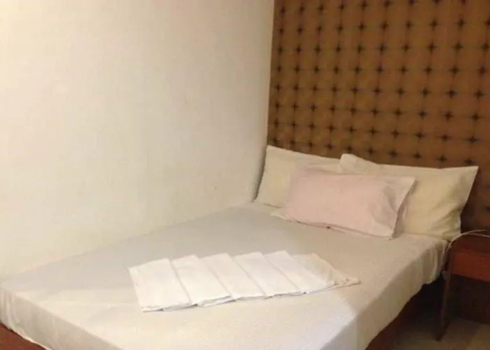 Lux Apartelle