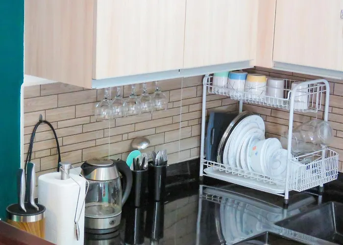 Mabolo Garden Flats Poolside Unit