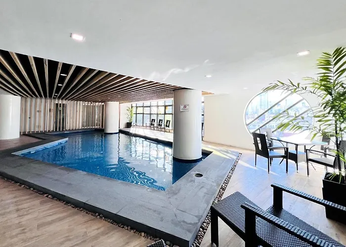 Sarrosa International Hotel And Residential Suites