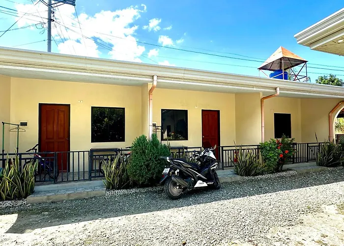 Saavedra Guesthouse