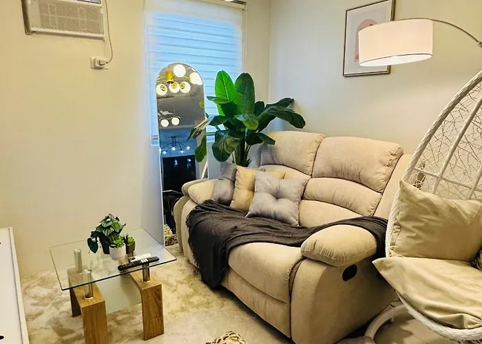 3Br - Stylish Condo Serenity