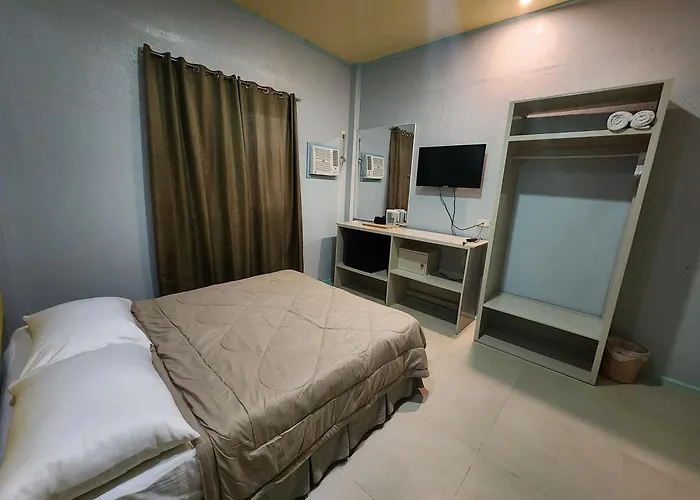 Mj\'S Residences Garden Hotel