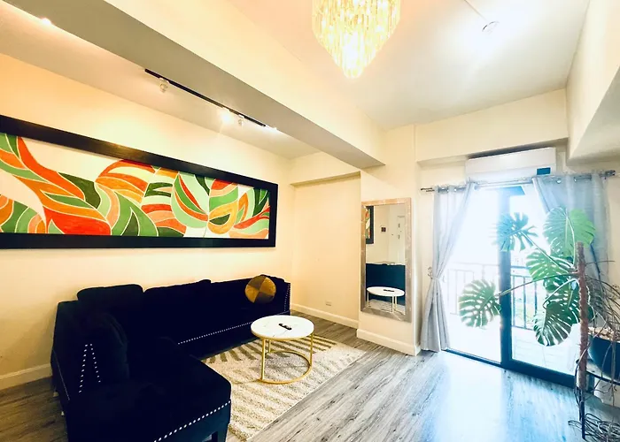 Luxury Pet Friendly Large 1Bedroom W Balcony