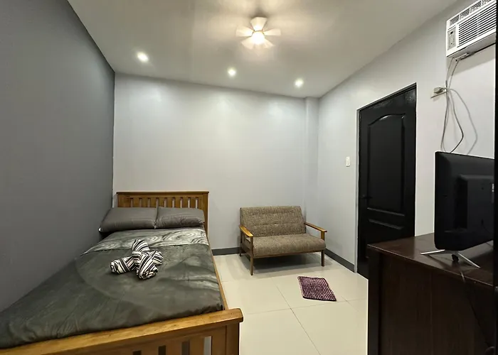 K And R Apartment Fully Furnished Home With Balcony