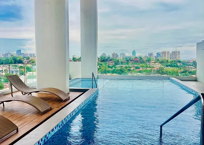 City Stay Studio Near Cebu Uptown Pool Netflix Fast Wifi