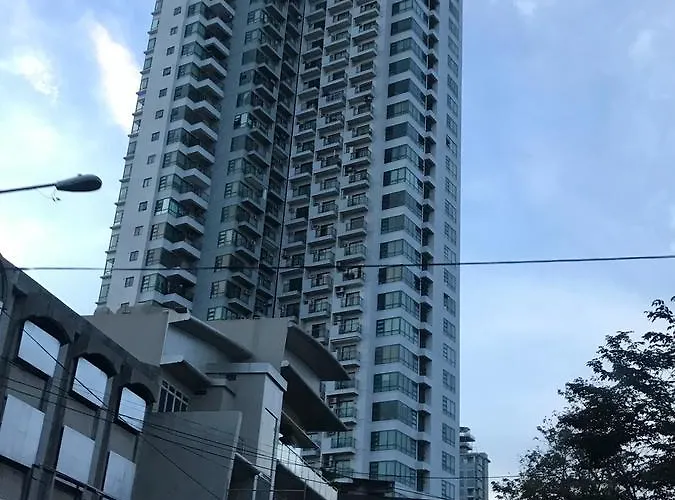 Citysuites Ultima Residences Ramos Tower 3104