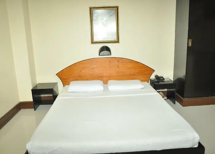 Paragon Suites