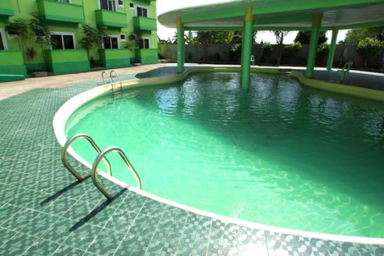 Hotel One