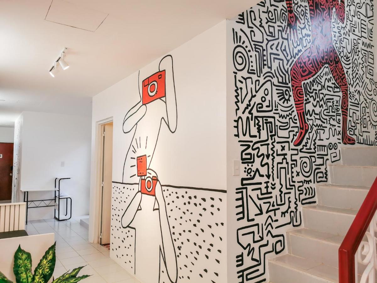 Albergue Murals Mactan