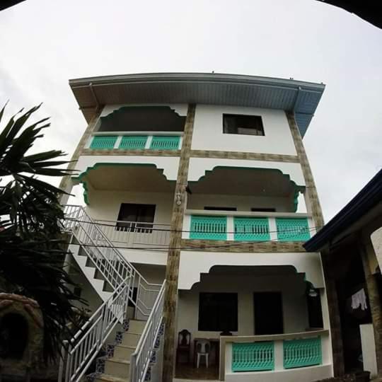 Inn Rosita's By The Road *