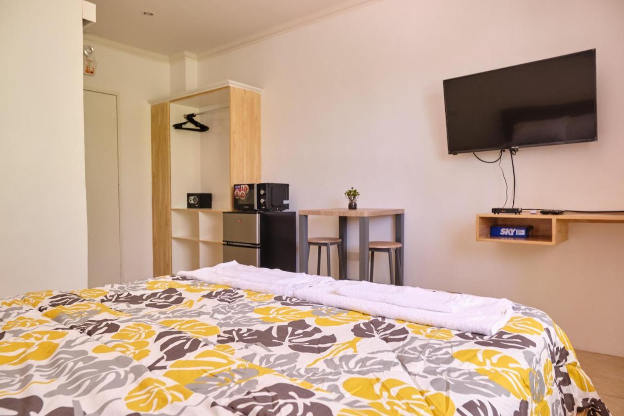 Hidden Hill Hotel 2*