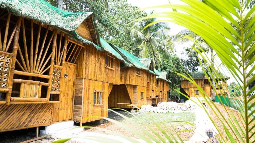 Nirvana & Dive Centre - Resort 3*
