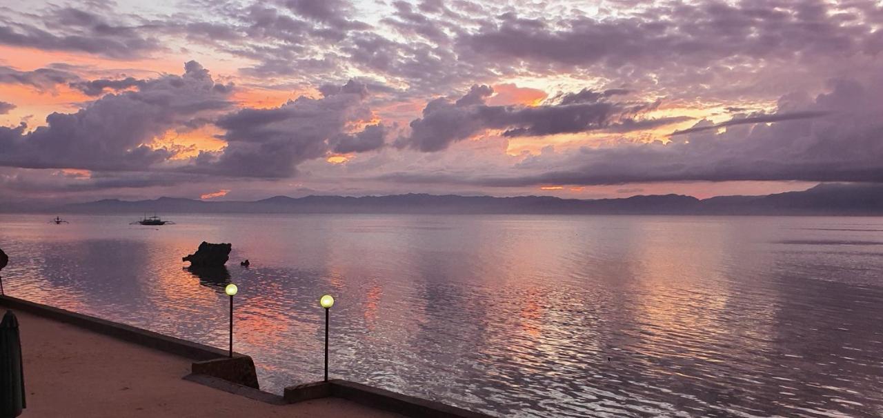 Resort Tauig Moalboal
