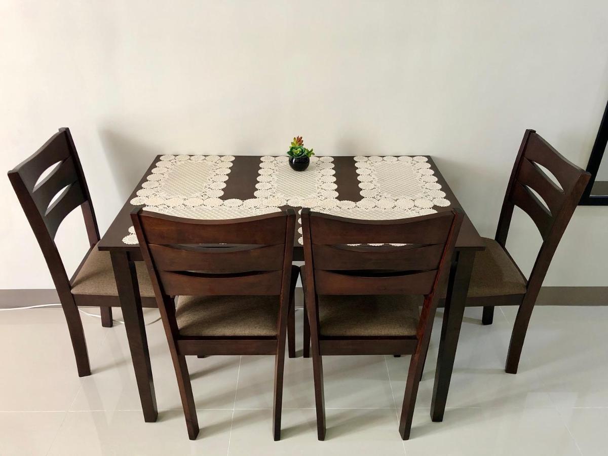 Apartment W/ Balcony Near Mactan International Airport Lapu-Lapu City