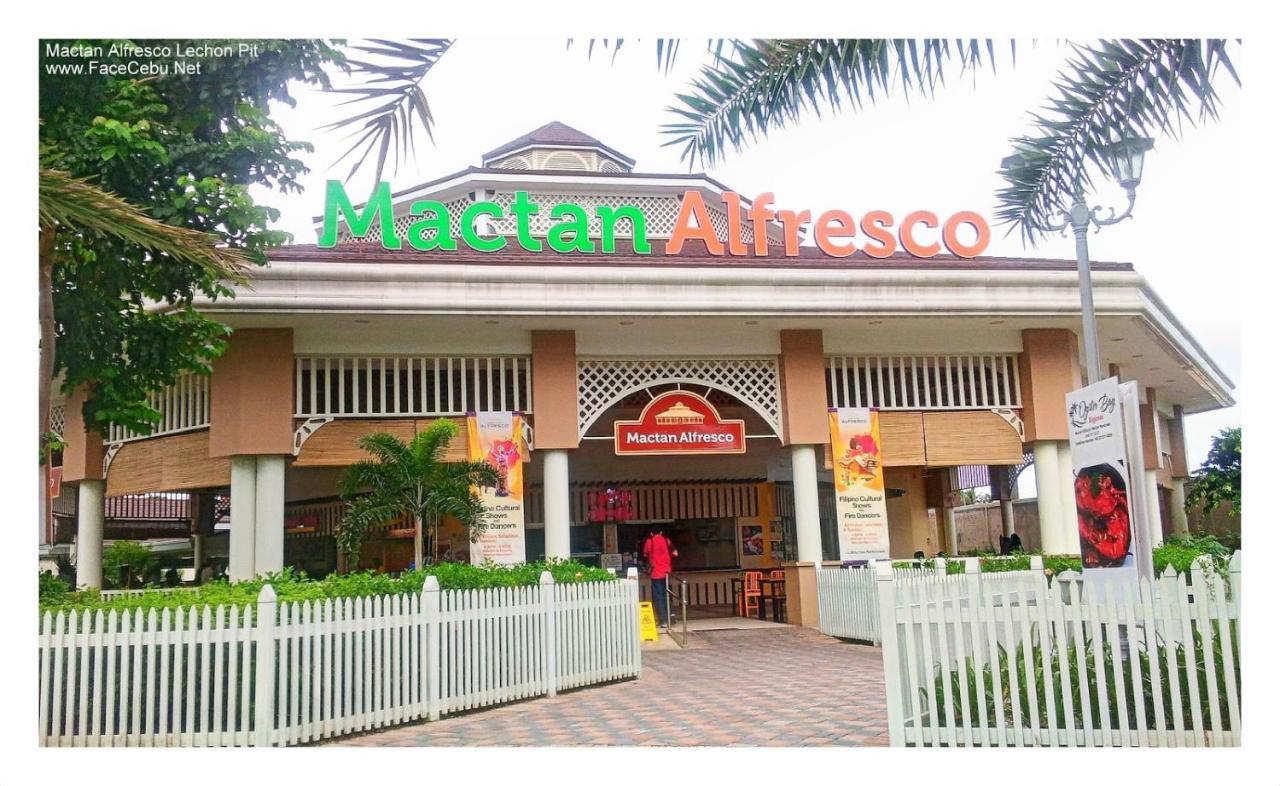 One Bedroom Unit, One Manchester Place, Mactan * Cebu