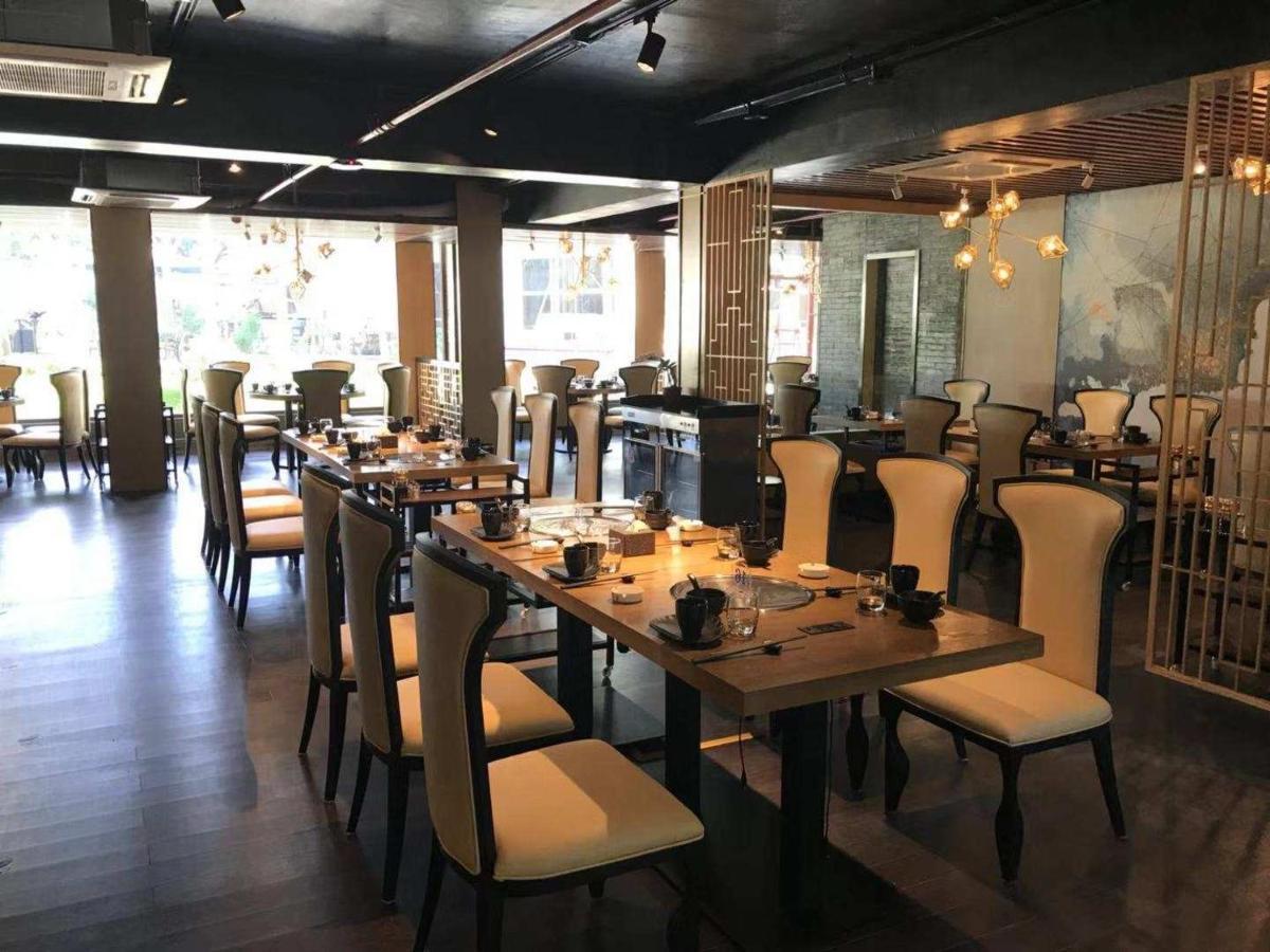 皇家一号度假村 Tourist Garden Hotel 2*