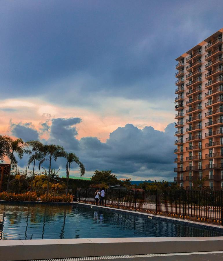 Hotel Gibzon's Invitation Near Mactan Airport Lapu-Lapu City