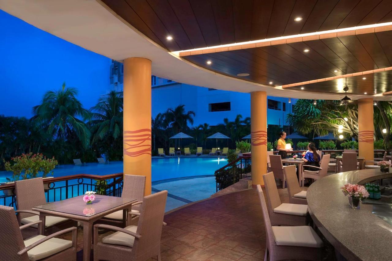 Marco Polo Plaza Hotel