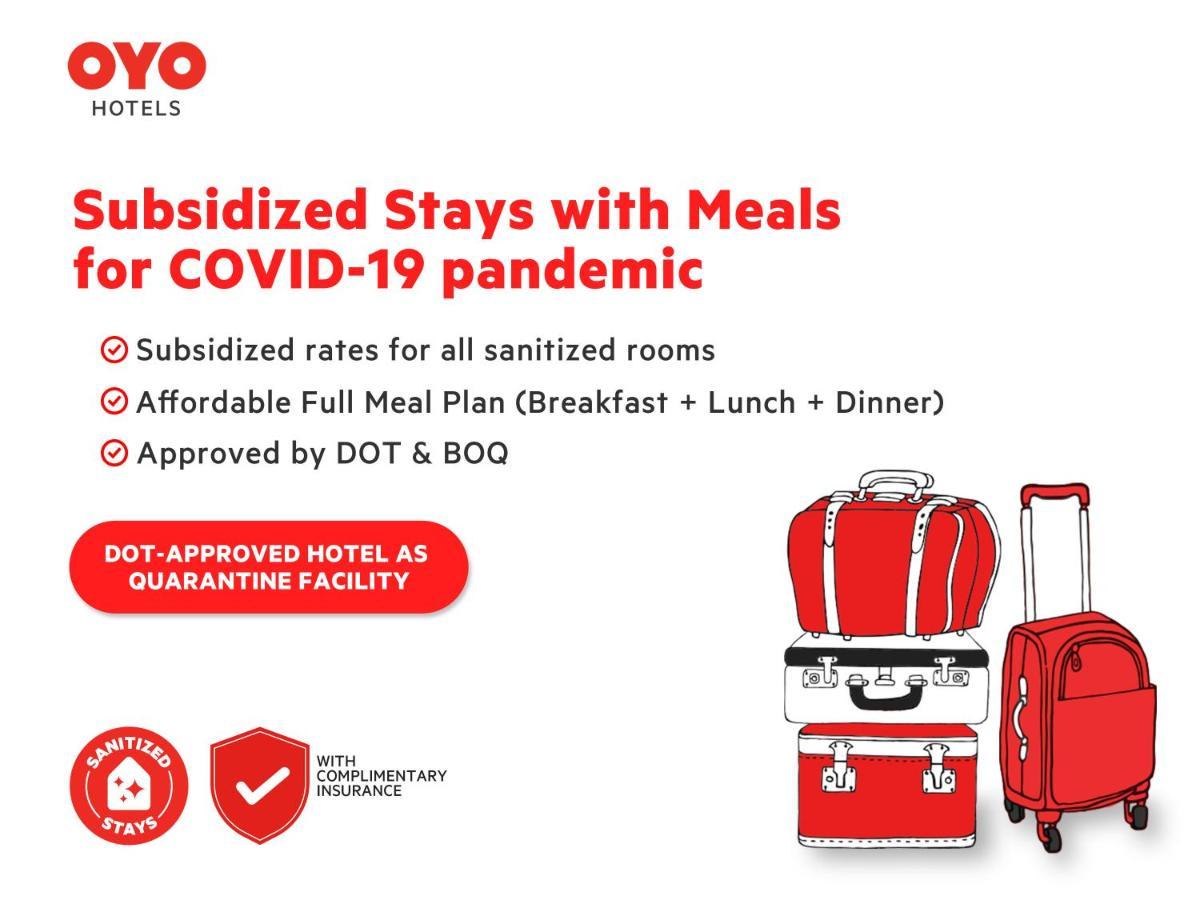 Vaccinated Staff - Oyo 476 Hedda Hotel