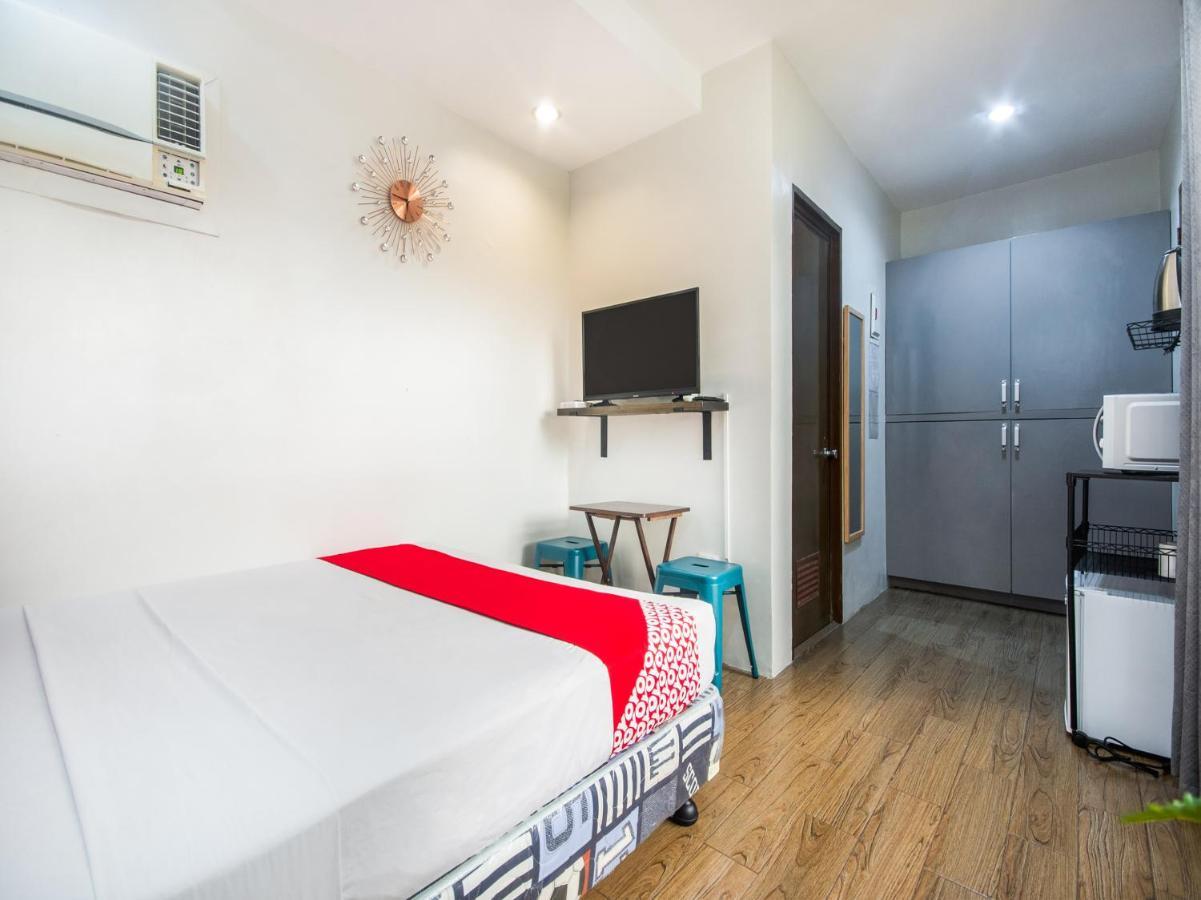 Hotel Oyo 443 Maria Cristina Arcade