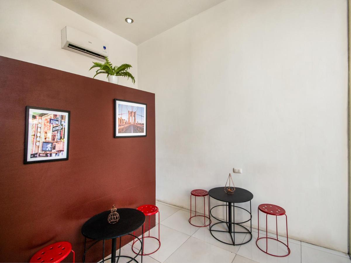 Oyo 443 Maria Cristina Arcade Hotel 3*