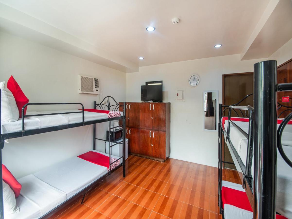 Oyo 443 Maria Cristina Arcade 3*