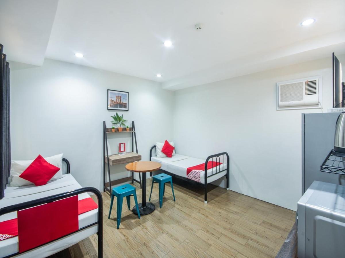 Hotel Oyo 443 Maria Cristina Arcade Cebu