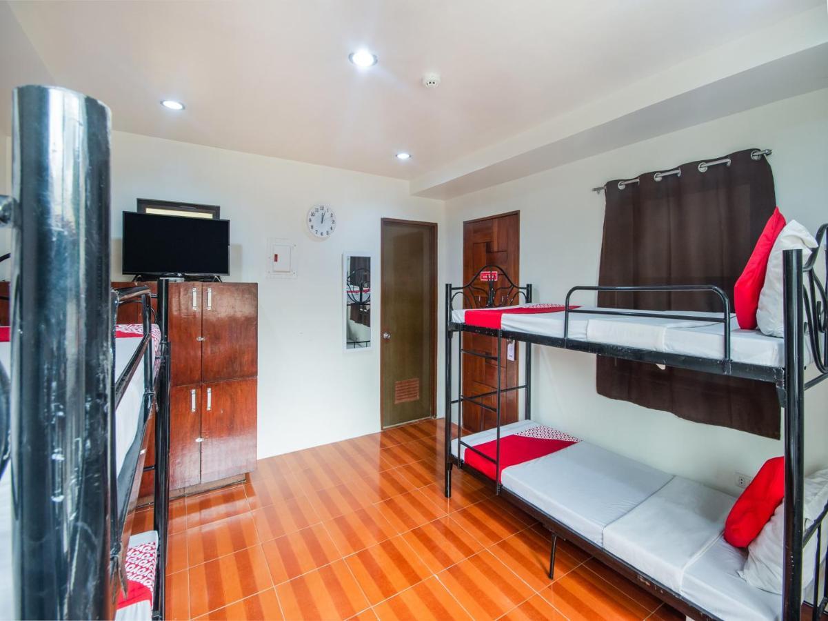 Oyo 443 Maria Cristina Arcade Hotel Cebu