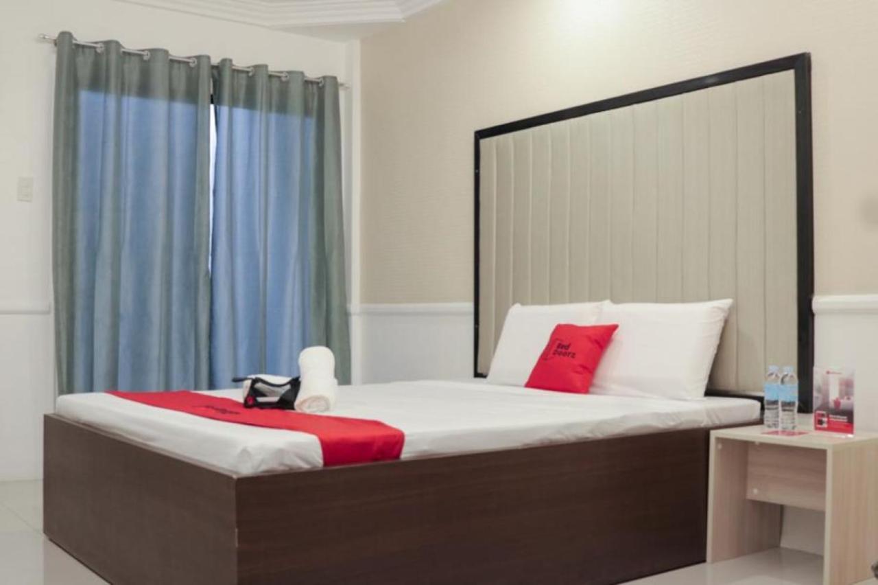 Reddoorz Premium @ Wireless Cebu Mandaue City
