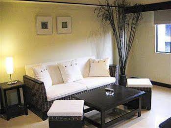 Lancaster Cebu