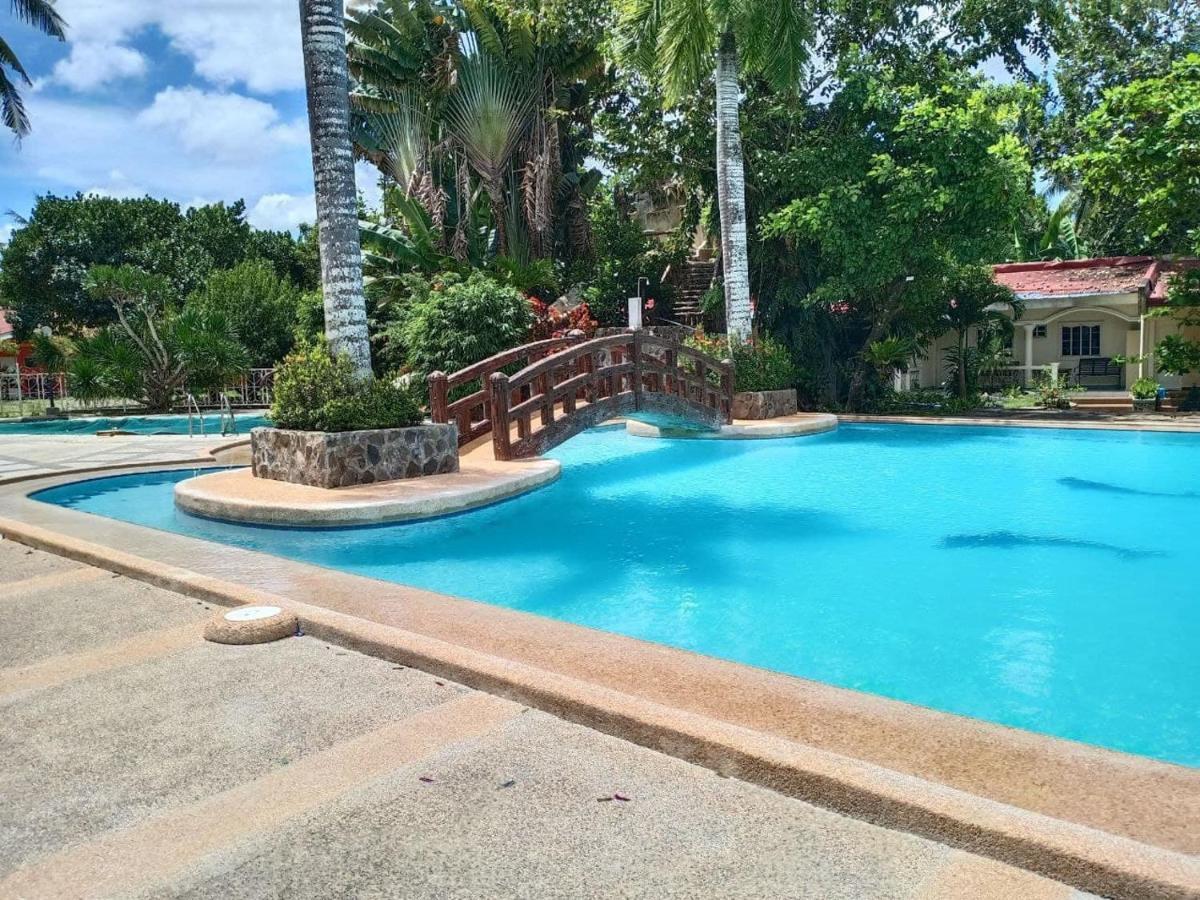 Reddoorz @ Costa Roca Balamban Hotel