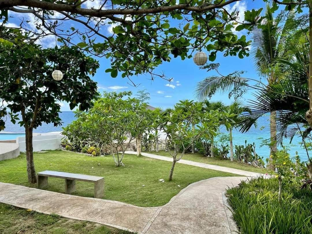 Resort Cebu R