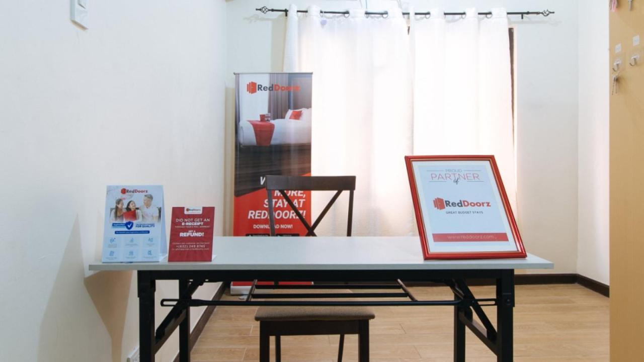 Reddoorz @ Costa Roca Balamban