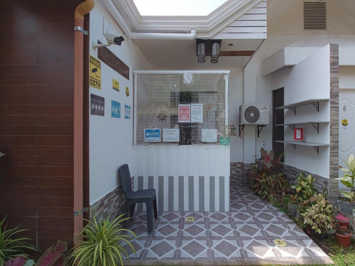 Hotel Oyo 771 Darius' Residences 3*