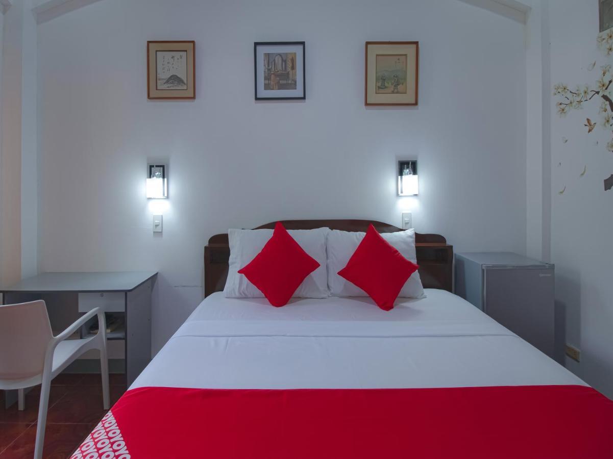 Oyo 771 Darius' Residences 3* Moalboal