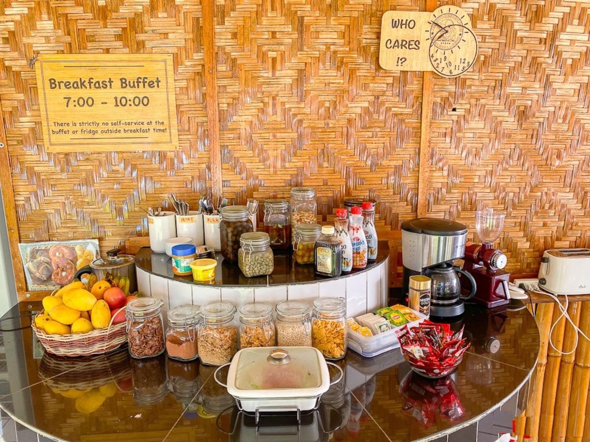 Parrot Resort 3*