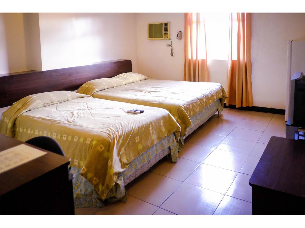 Crowne Garden 2* Cebu