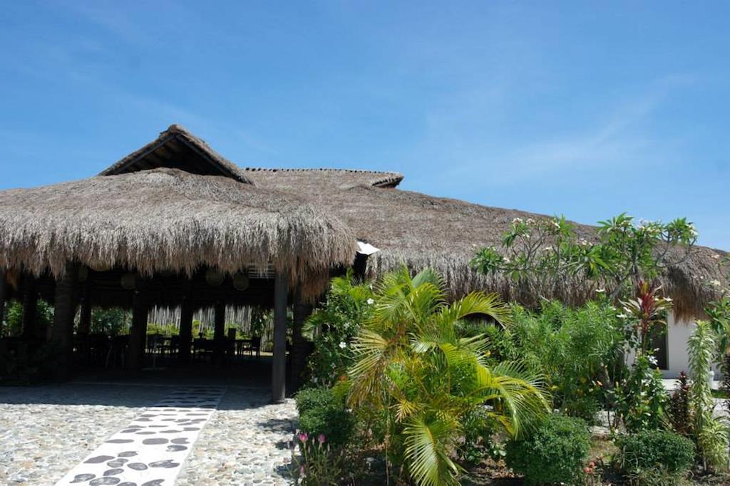 Resort Natures Garden Park And