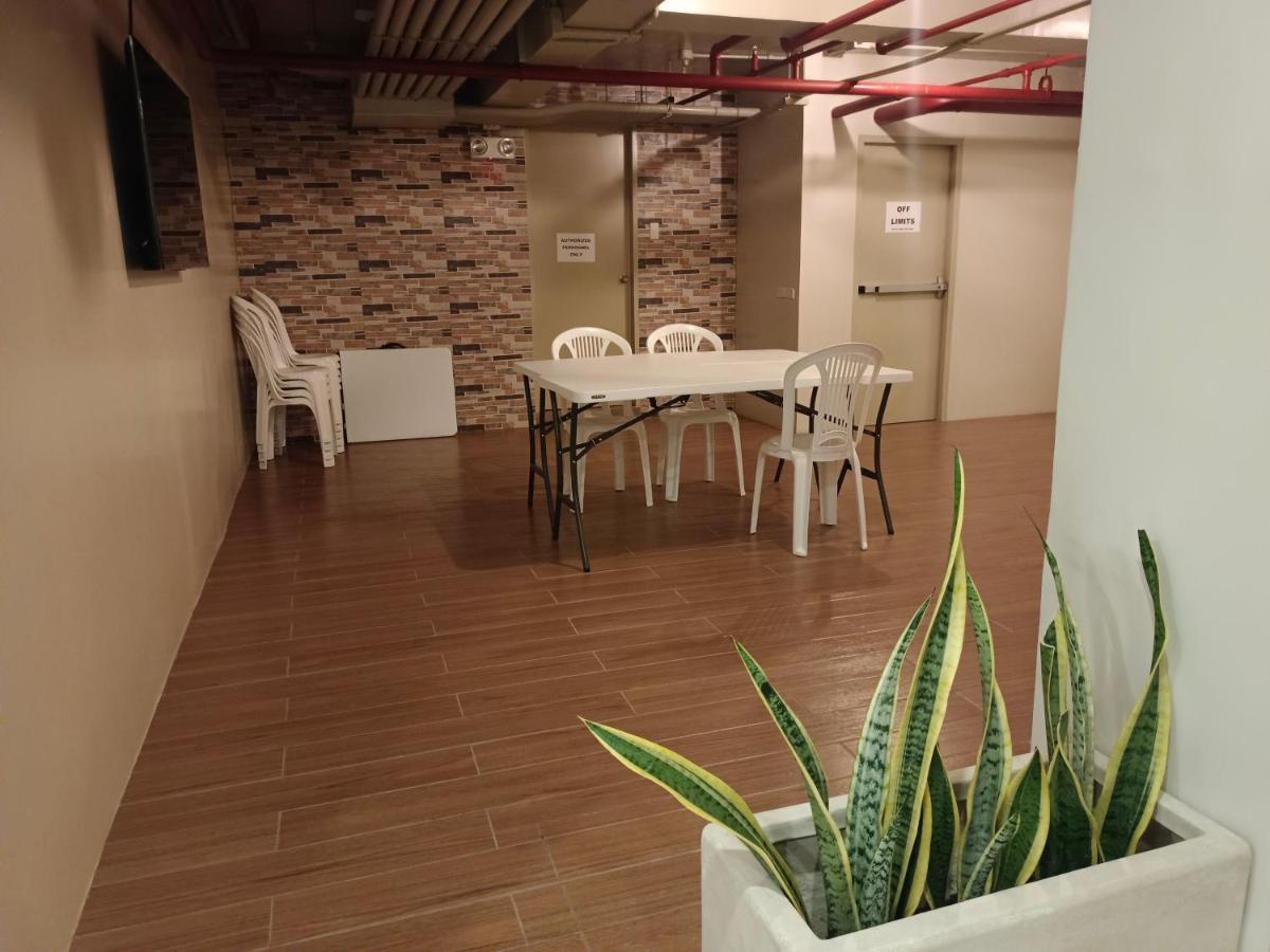 Beaver Hotel Cebu