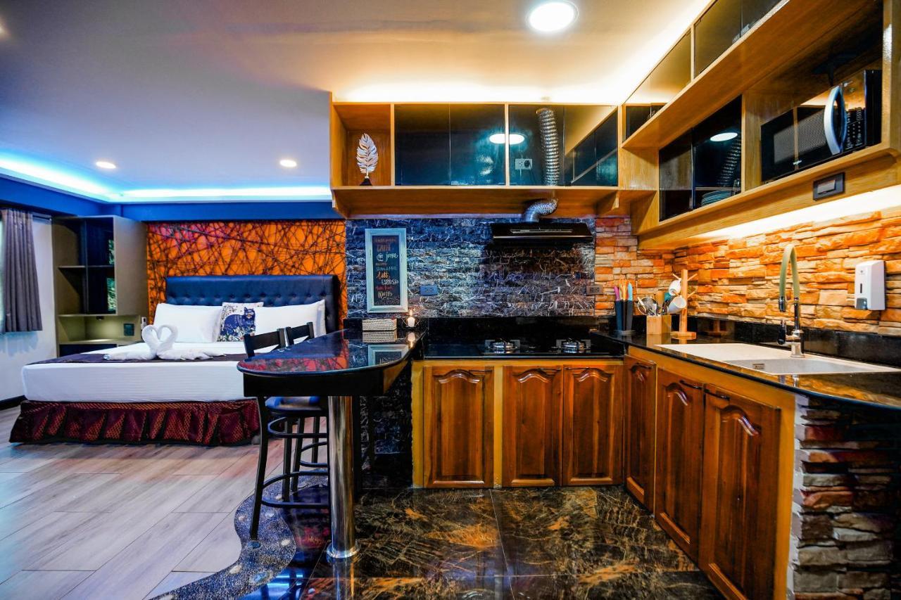 Apartment Clockworkorange Luxury 4-minutes Away To Airport *